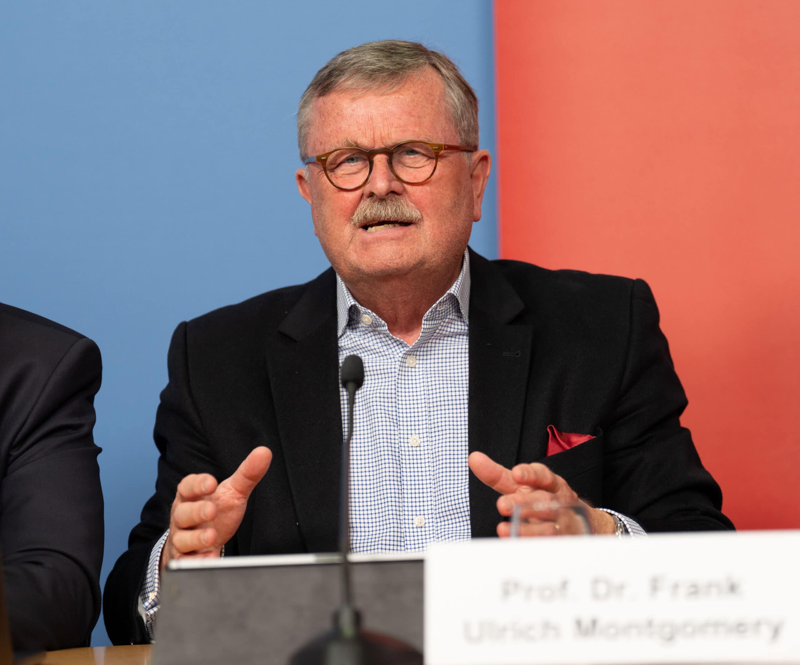 Verfassungsbeschwerde Pressefoto Steiger Stiftung 05